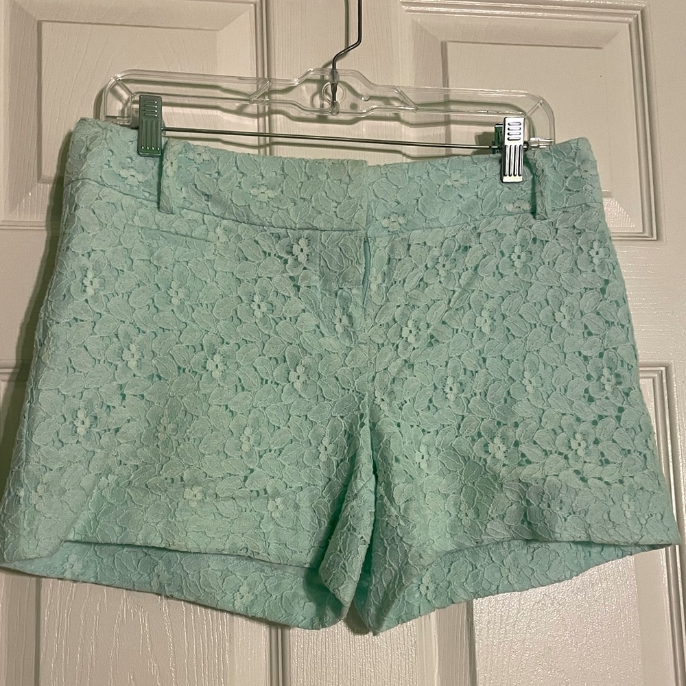 LOFT size 4 shorts | flower overlay